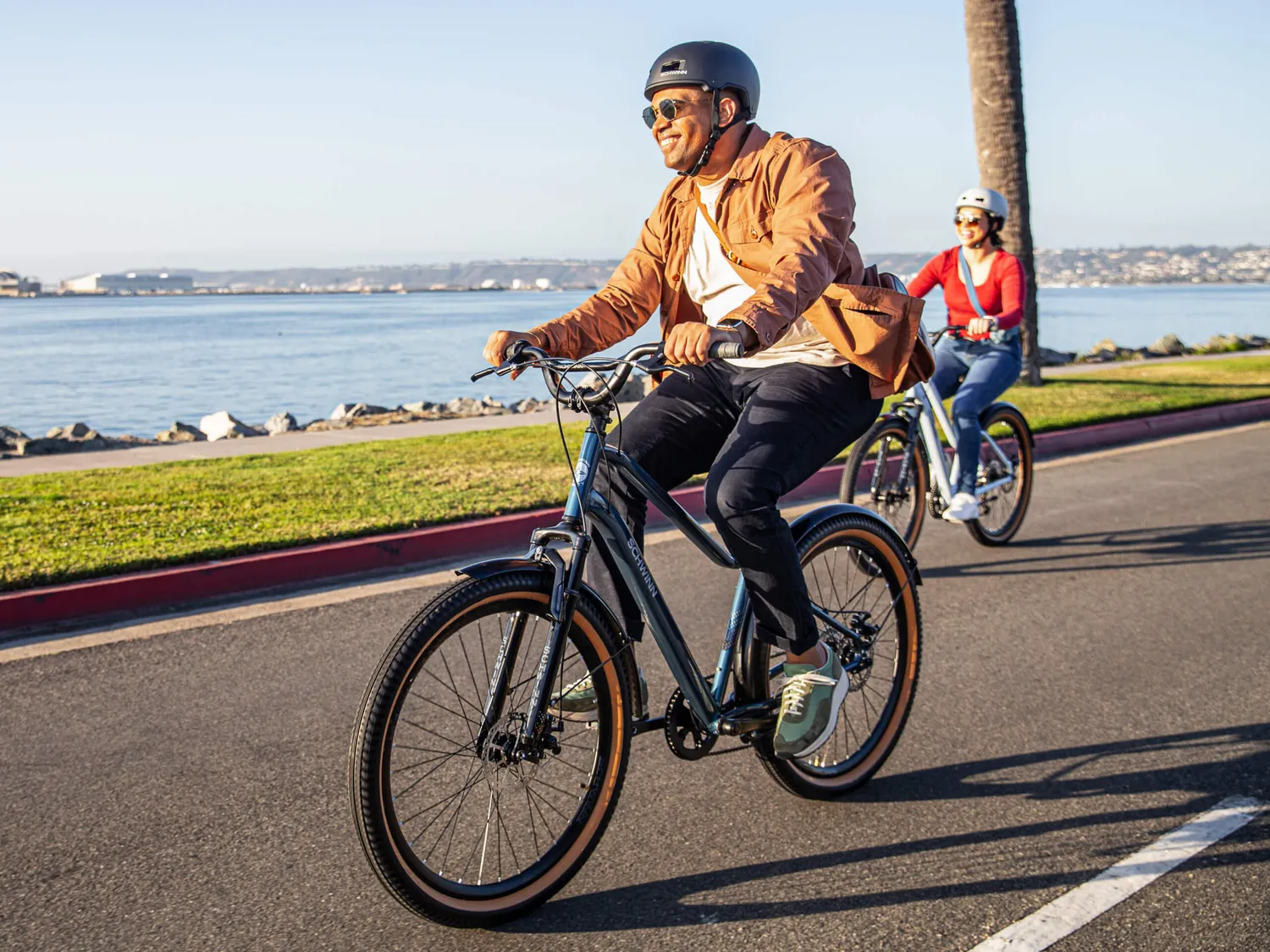 Schwinn Vega CE bici ibrida blu navy 27.5