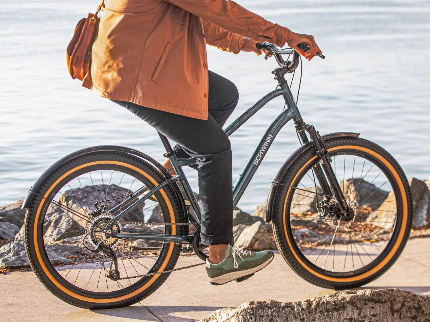 Schwinn Vega CE bici ibrida blu navy 27.5