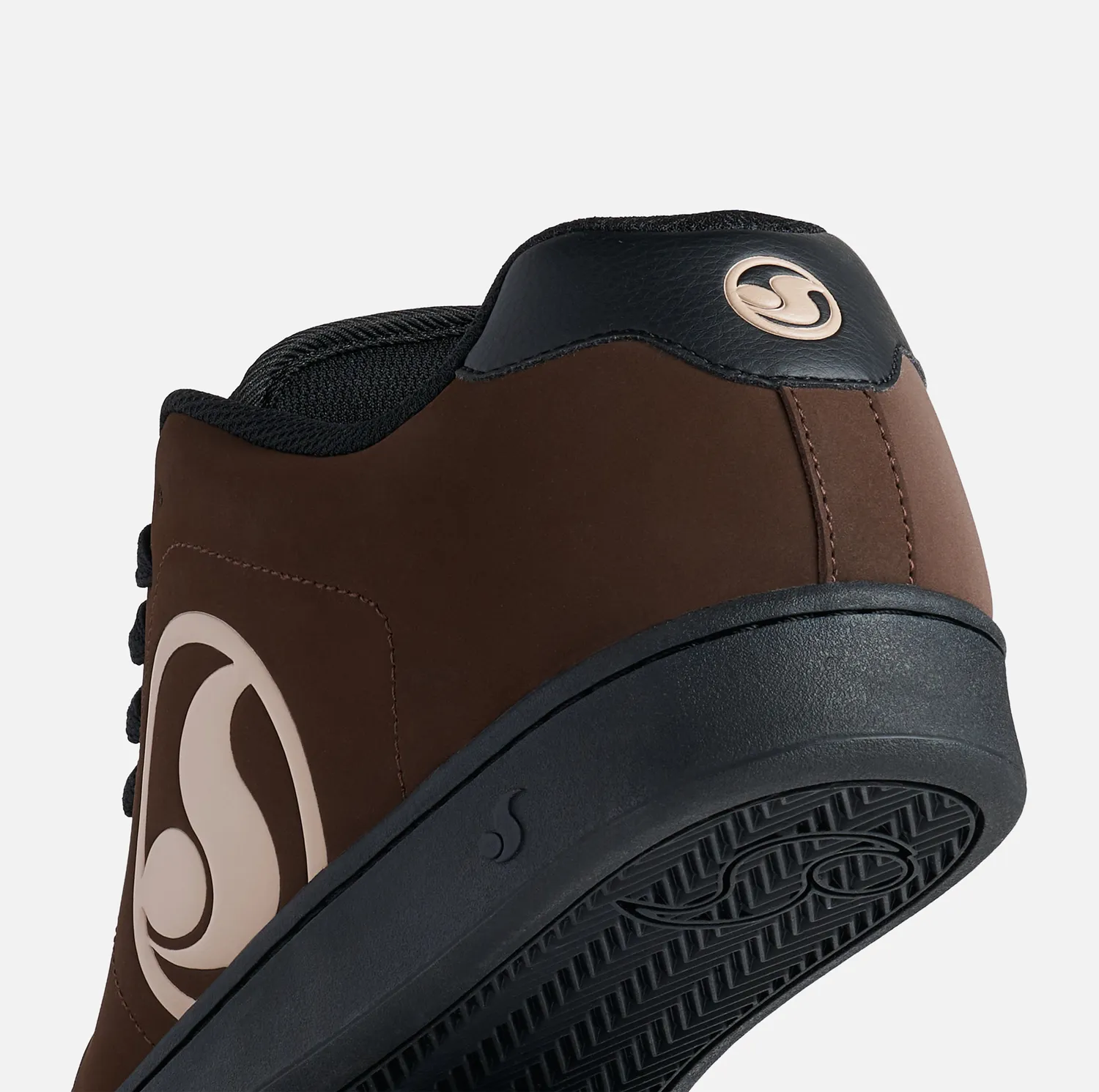 DVS Revival scarpe skate marrone pelle cupsole