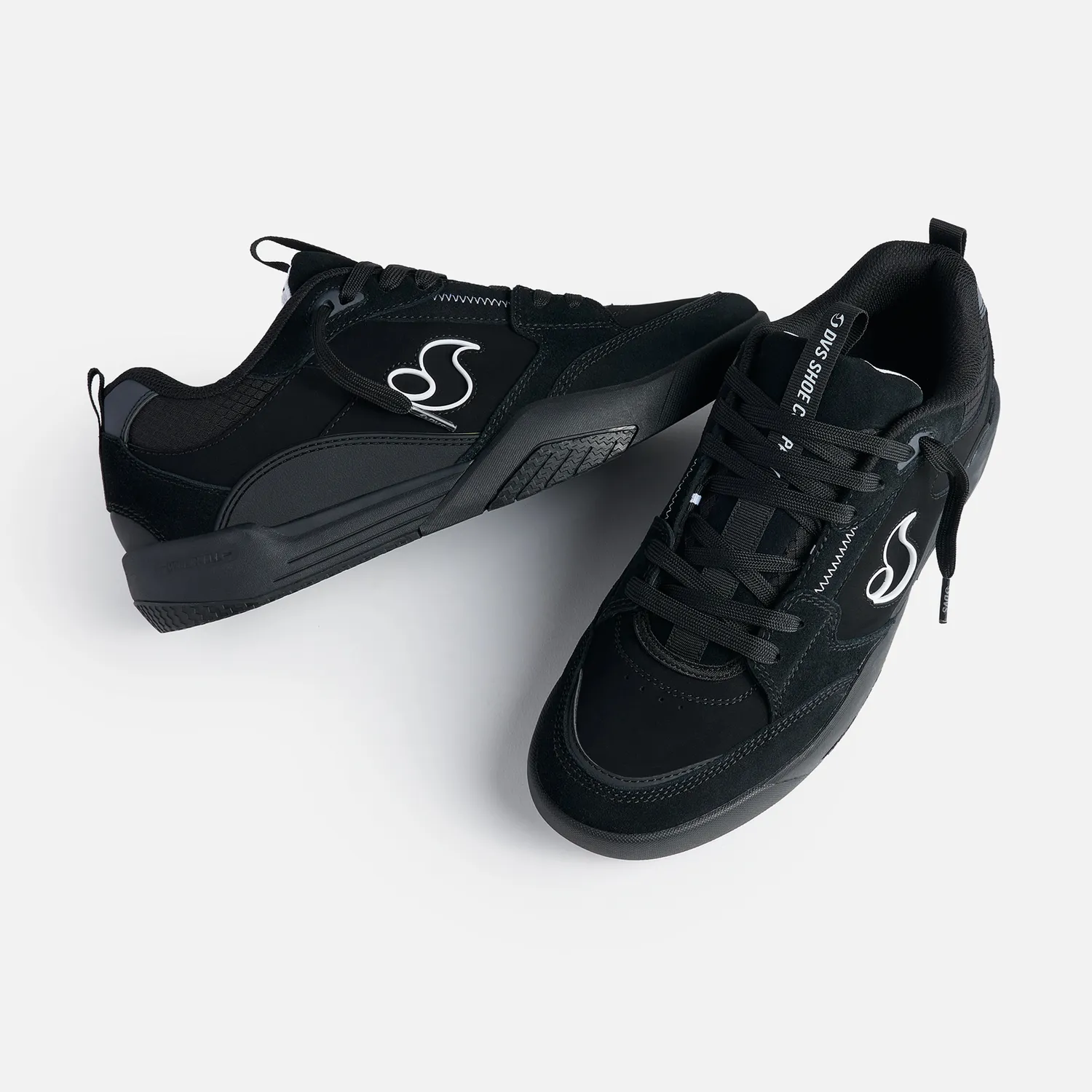 DVS Slot scarpe skate nero bianco moderne