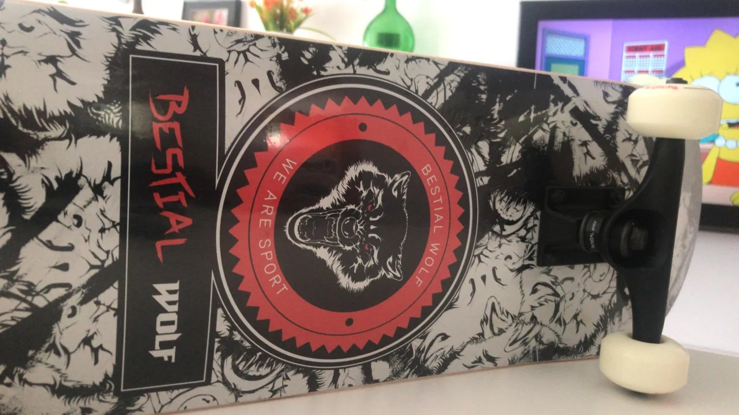 Bestial Wolf Urban skateboard completo 8" nero rosso