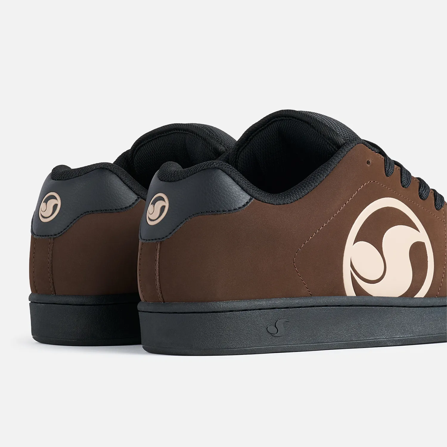 DVS Revival scarpe skate marrone pelle cupsole