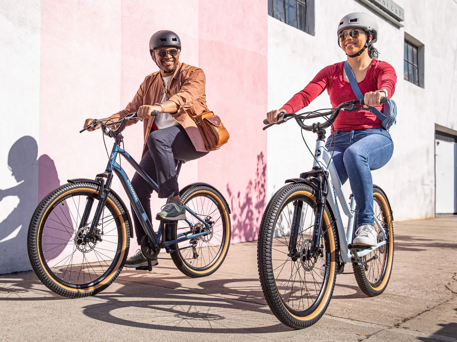 Schwinn Vega CE Low-Step bici ibrida bianca 27,5"