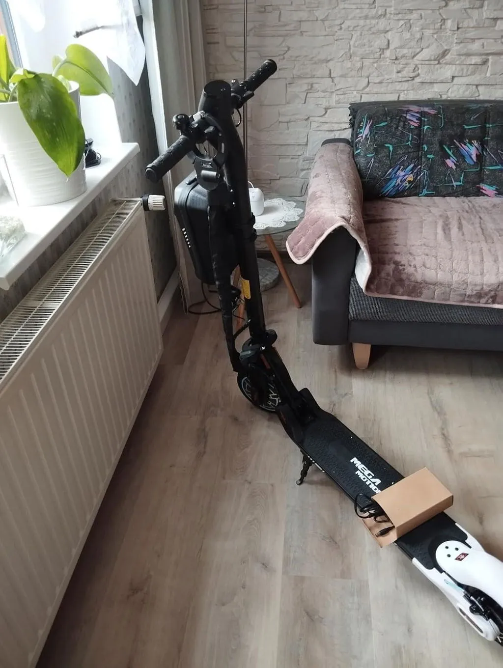 MEGA MOTION ME5 monopattino elettrico 350W 25 km IE