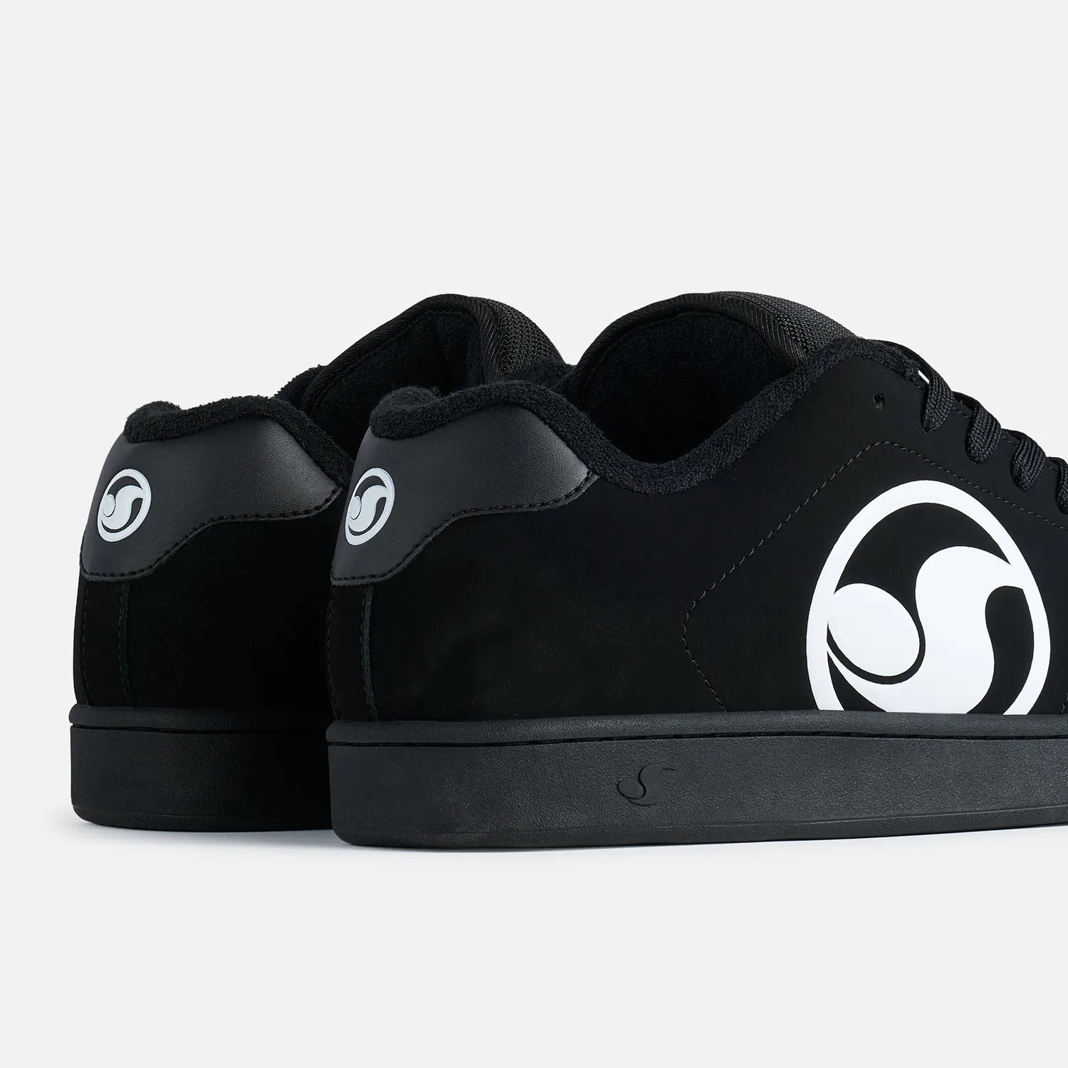 DVS Revival scarpe skate nero pelle cupsole