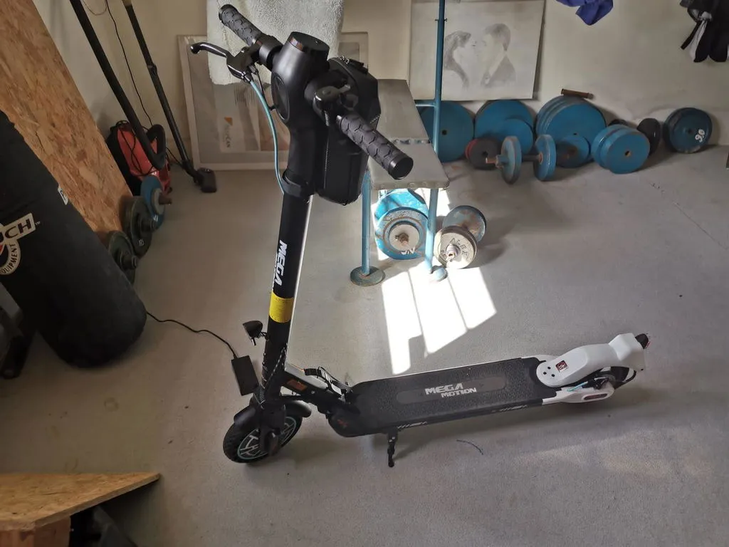 MEGA MOTION ME5 monopattino elettrico 350W 25 km IE