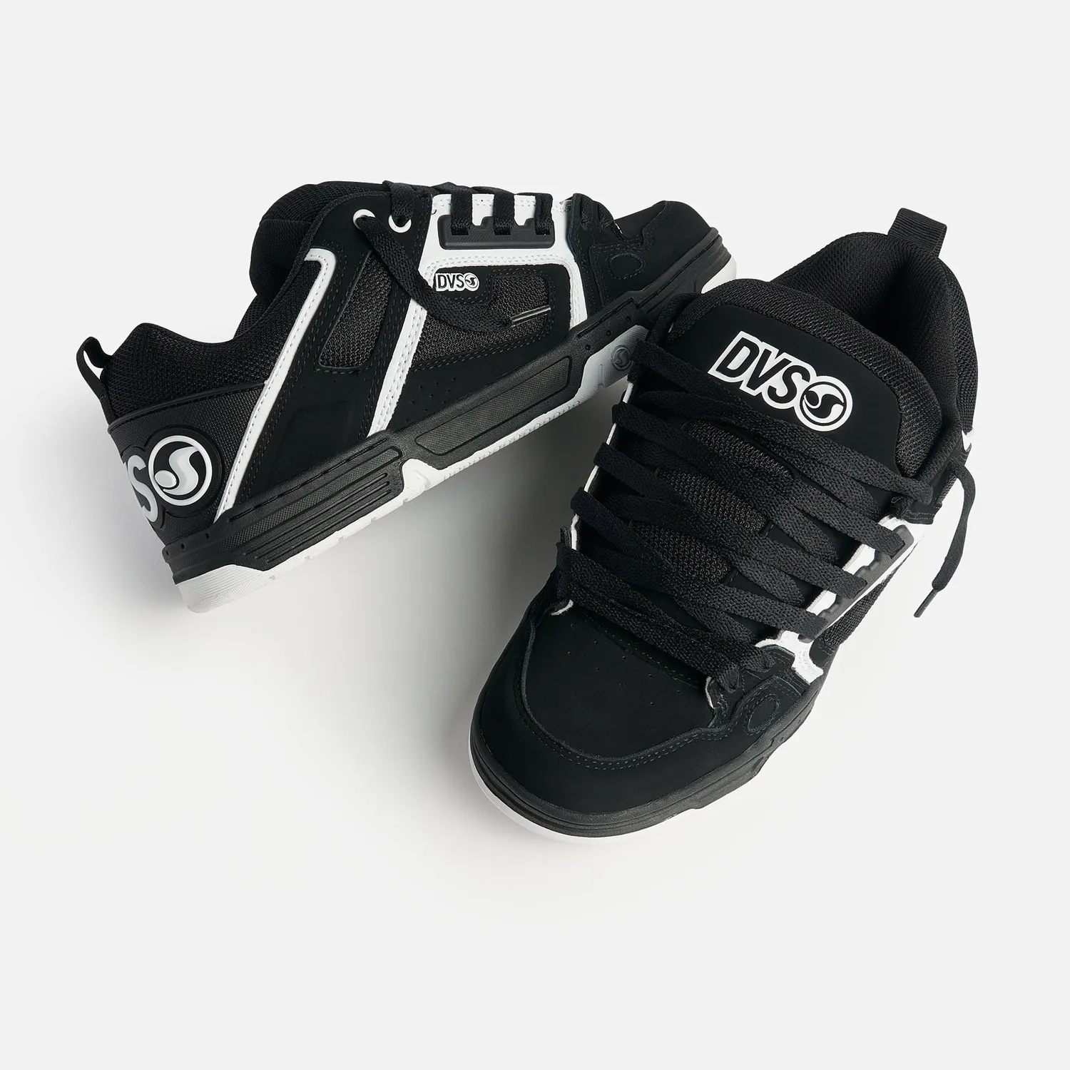 DVS Comanche scarpe skate black white cupsole