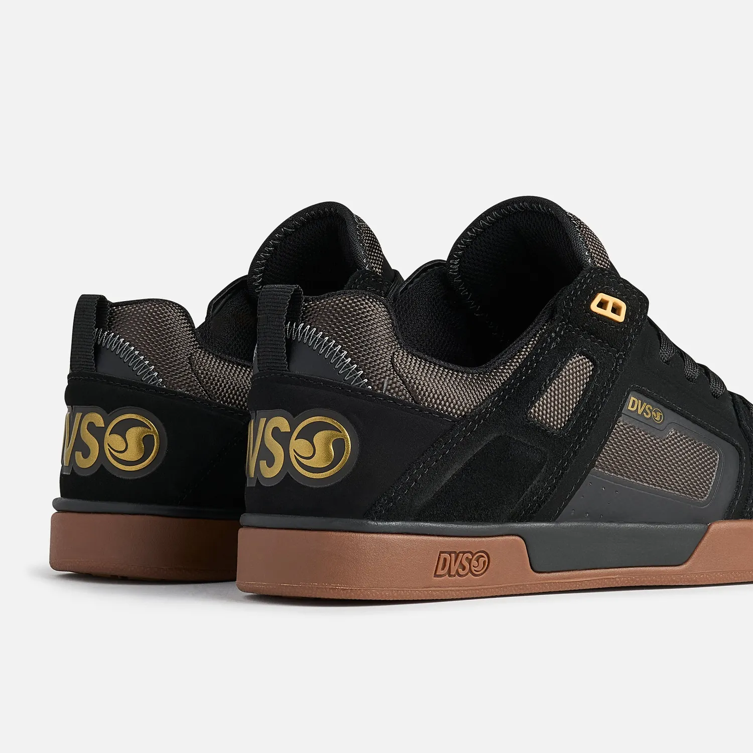 DVS Comanche LT scarpe skate black gum leggere