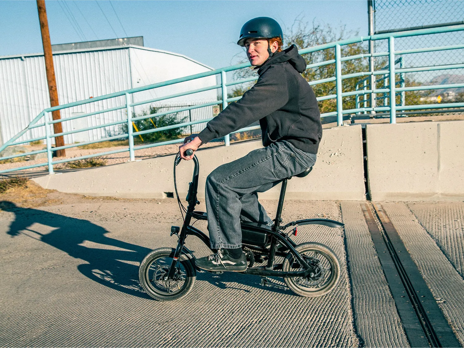 Schwinn Tornado Compact bici elettrica nera 14