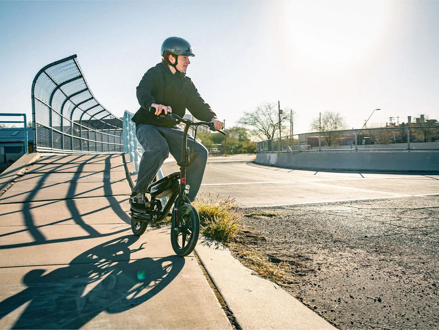 Schwinn Tornado Compact bici elettrica nera 14